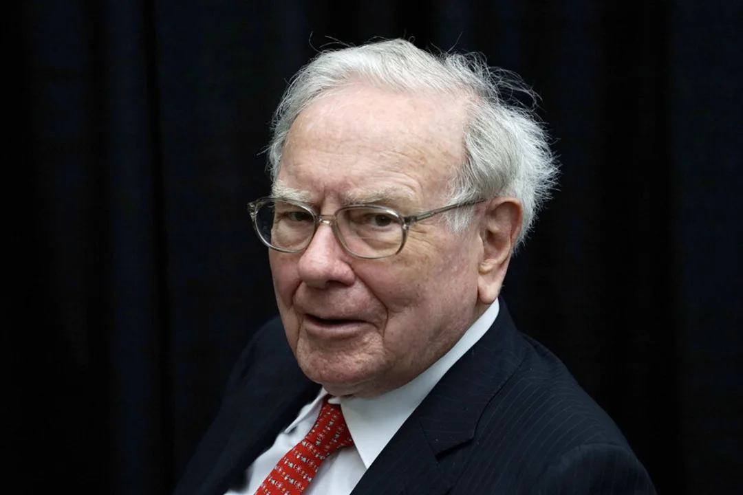 What is Warren Buffet's best investment advice?